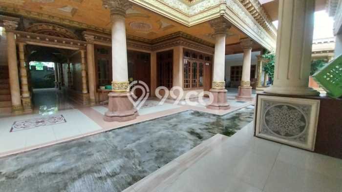 Jual Rumah Mewah Elegan Dengan View Cantik di Harapan Indah, Bekasi Jual Rumah Mewah Elegan Dengan View Cantik di Harapan Indah, Bekasi