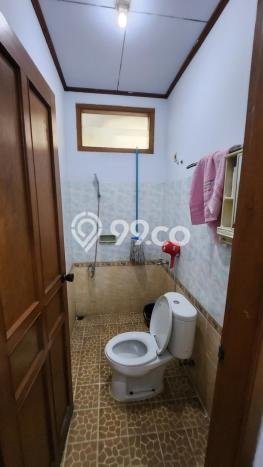 Dijual Rumah Luas Elegan Dengan View Cantik di Pondok Kelapa, Jakarta Timur Dijual Rumah Luas Elegan Dengan View Cantik di Pondok Kelapa, Jakarta Timur