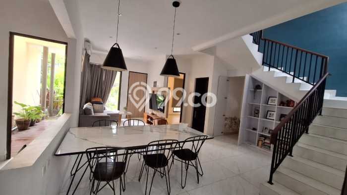 Rumah Sewa Bekasi LT 144m2 LB 124m2 Kawasan Harapan Indah Rumah Sewa Bekasi LT 144m2 LB 124m2 Kawasan Harapan Indah