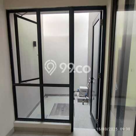 Dijual Rumah Premium dengan Fasilitas Sekitar Komplit di Cakung, Jakarta Timur Dijual Rumah Premium dengan Fasilitas Sekitar Komplit di Cakung, Jakarta Timur