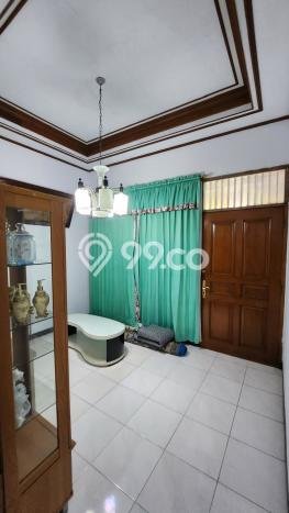 Dijual Rumah Luas Elegan Dengan View Cantik di Pondok Kelapa, Jakarta Timur Dijual Rumah Luas Elegan Dengan View Cantik di Pondok Kelapa, Jakarta Timur