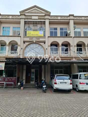 POTENSI BESAR! Ruko di , Luas 135m2m², Pusat Komersial POTENSI BESAR! Ruko di , Luas 135m2m², Pusat Komersial