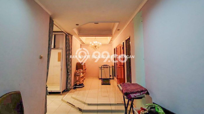 Jual Rumah Strategis Bagus Punya 5 KT di Jagakarsa Jakarta Selatan SHM Jual Rumah Strategis Bagus Punya 5 KT di Jagakarsa Jakarta Selatan SHM