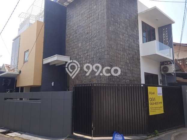 Best Deal Hunian Premium Ideal dan Luas di Tebet, Jakarta Selatan Best Deal Hunian Premium Ideal dan Luas di Tebet, Jakarta Selatan