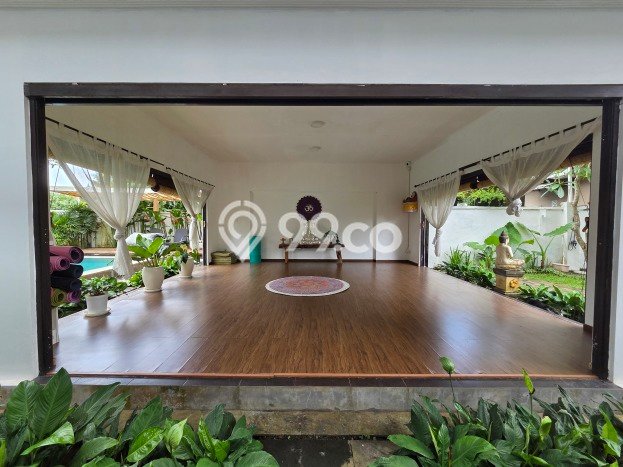 SEWA TERBAIK! Vila di , Luas 0m2m², Akses ke Pusat Kota SEWA TERBAIK! Vila di , Luas 0m2m², Akses ke Pusat Kota