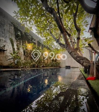 Rumah Lokasi Strategis area , Denpasar, LT 394m2m² LB 389m2m² Rumah Lokasi Strategis area , Denpasar, LT 394m2m² LB 389m2m²
