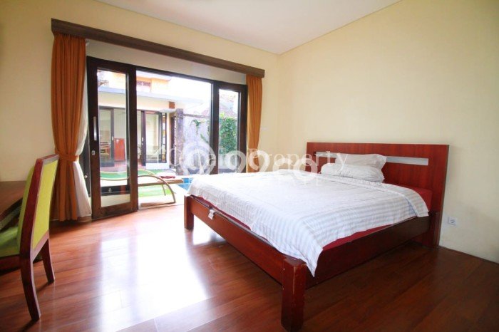 Disewakan! Rumah 2 Kamar Tidur &
2 Kamar Mandi di Gatot Subroto, Denpasar Disewakan! Rumah 2 Kamar Tidur &
2 Kamar Mandi di Gatot Subroto, Denpasar