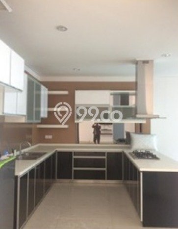 Ready to Use! Luxury House LT 230m2 Desain Modern di Renon Ready to Use! Luxury House LT 230m2 Desain Modern di Renon
