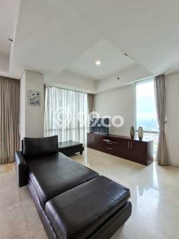 Hunian Apartemen Eksklusif untuk Dijual di Jakarta Selatan dengan 4 BR & 3 Kamar Mandi Hunian Apartemen Eksklusif untuk Dijual di Jakarta Selatan dengan 4 BR & 3 Kamar Mandi