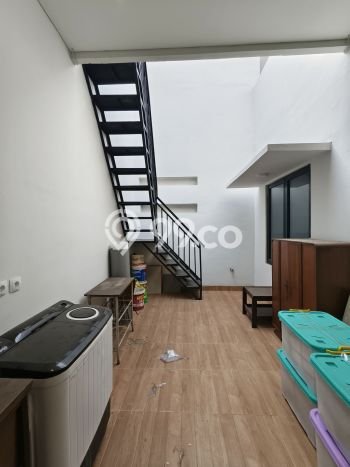 Rumah Luas Asri 3 KT Siap Pakai di Kota Wisata Bogor Rumah Luas Asri 3 KT Siap Pakai di Kota Wisata Bogor