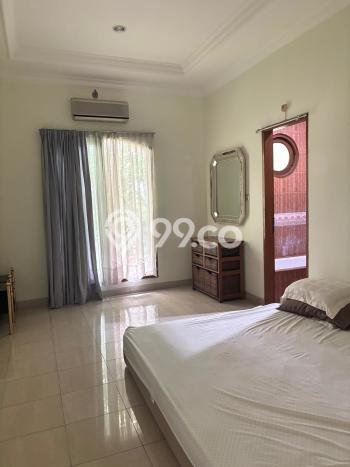 Rumah Elit Modern Tanpa Renovasi di Kemang Pratama Bekasi Rumah Elit Modern Tanpa Renovasi di Kemang Pratama Bekasi
