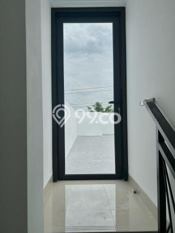 Unit Ruko Dijual di Jakarta Timur LT 89m2 & LB 300m2 Unit Ruko Dijual di Jakarta Timur LT 89m2 & LB 300m2