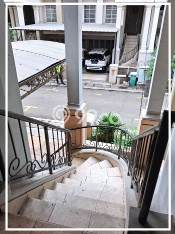 Rumah Modern 4 KT di Pegangsaan Jakarta Utara Unfurnished Rumah Modern 4 KT di Pegangsaan Jakarta Utara Unfurnished