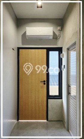 Kost di Puri Indah, Luas 323m², Akses Mudah Pusat Kota Kost di Puri Indah, Luas 323m², Akses Mudah Pusat Kota