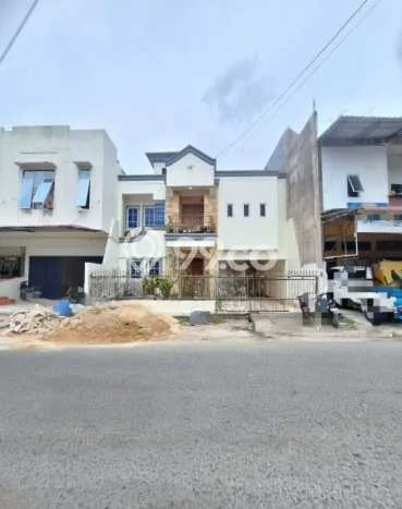 Rumah Minimalis 3 KT LT 150m2 di Batam Centre Rumah Minimalis 3 KT LT 150m2 di Batam Centre