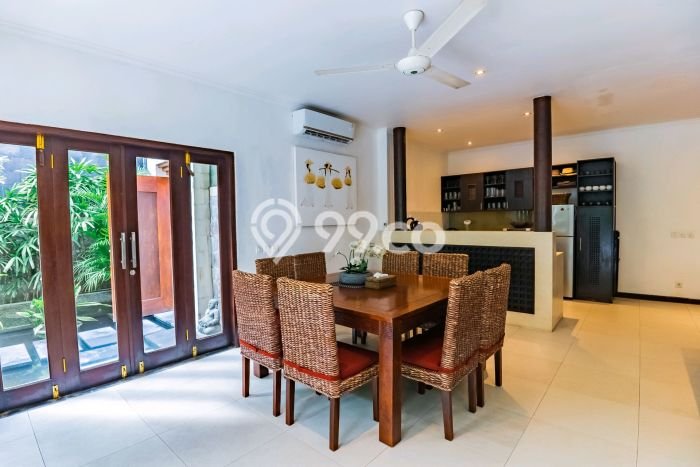 Rumah Mewah Akses Strategis di Badung Full Furnished Rumah Mewah Akses Strategis di Badung Full Furnished