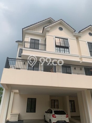 Dijual Cepat Rumah Favorit Siap Huni LB 216m2 di Tangerang, Tangerang Dijual Cepat Rumah Favorit Siap Huni LB 216m2 di Tangerang, Tangerang