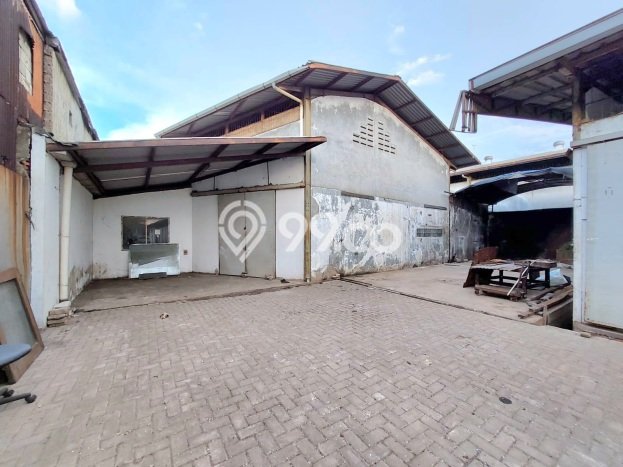 Gudang Dijual di Jakarta Barat LT 2300m2 & LB 1600m2 Lokasi Terbaik! Gudang Dijual di Jakarta Barat LT 2300m2 & LB 1600m2 Lokasi Terbaik!