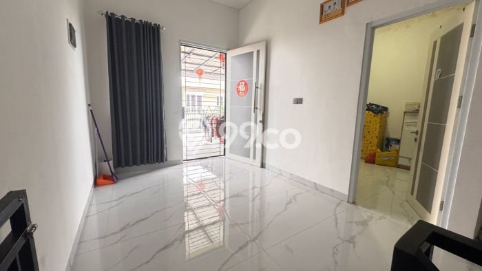 Rumah Luas Asri 3 KT Siap Huni di Duta Garden Jakarta Barat Rumah Luas Asri 3 KT Siap Huni di Duta Garden Jakarta Barat