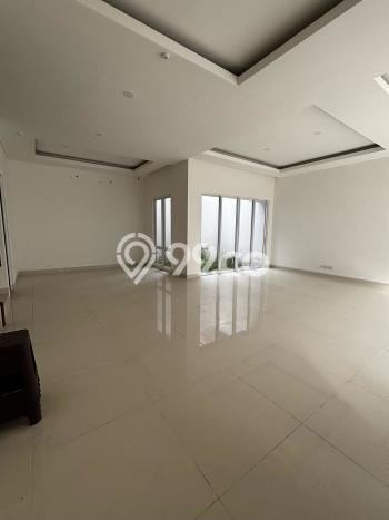 Jual Rumah Luas Elegan Dengan View Cantik di Gading Serpong, Tangerang Jual Rumah Luas Elegan Dengan View Cantik di Gading Serpong, Tangerang