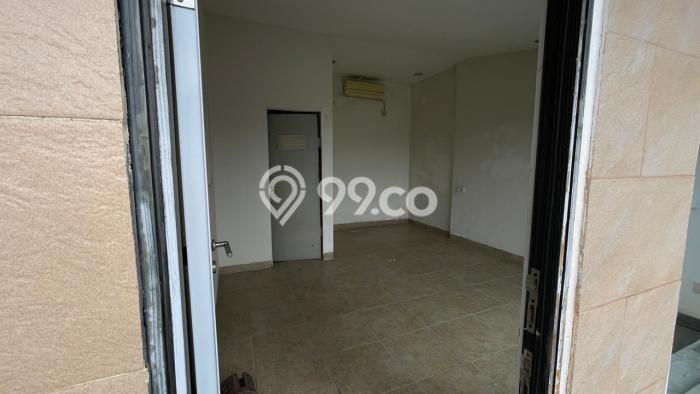 For Sale Hunian Rumah Terawat 4 Kamar di Gading Serpong, Tangerang For Sale Hunian Rumah Terawat 4 Kamar di Gading Serpong, Tangerang