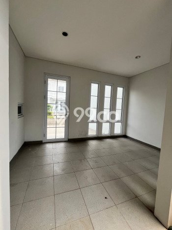 Dijual Rumah Mewah Elegan Dengan View Eksklusif di Gading Serpong, Tangerang Dijual Rumah Mewah Elegan Dengan View Eksklusif di Gading Serpong, Tangerang