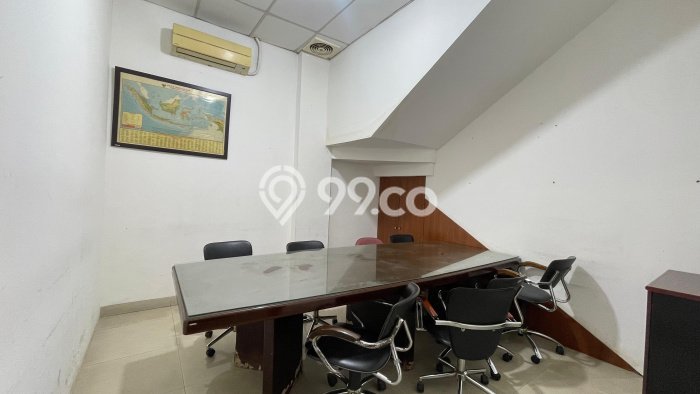 FOR RENT! Ruko di Radio Dalam Cocok untuk Bisnis 300m2 FOR RENT! Ruko di Radio Dalam Cocok untuk Bisnis 300m2