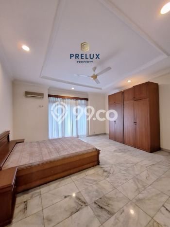 Rumah Luxury Modern Tanpa Renovasi di Kemang Jakarta Selatan Rumah Luxury Modern Tanpa Renovasi di Kemang Jakarta Selatan