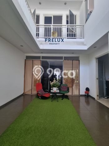 Hunian Elit LB 300m2 Siap Huni Desain Elegan di Cirendeu, Jakarta Selatan Hunian Elit LB 300m2 Siap Huni Desain Elegan di Cirendeu, Jakarta Selatan