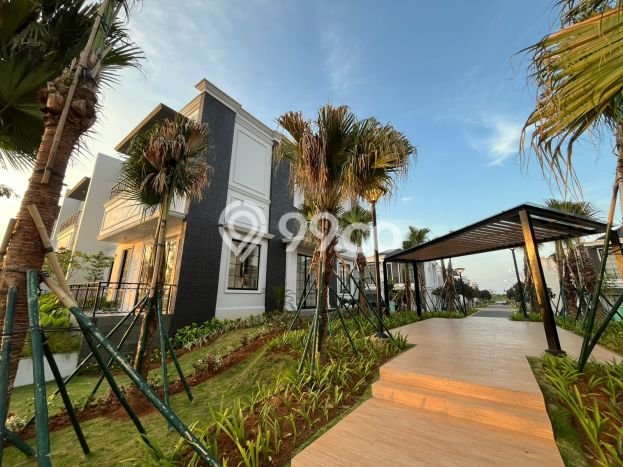 Ready to Use! Premium House LT 325m2 Desain Elegan di Pantai Indah Kapuk 2 Ready to Use! Premium House LT 325m2 Desain Elegan di Pantai Indah Kapuk 2