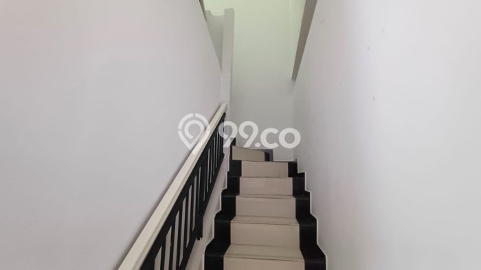FOR RENT! Ruko di Gading Serpong Cocok untuk Bisnis 102m2 FOR RENT! Ruko di Gading Serpong Cocok untuk Bisnis 102m2