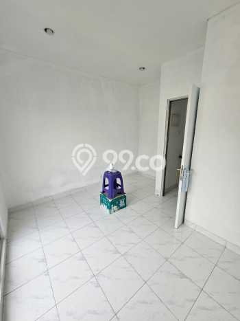 Disewakan Rumah Murah di Gading Serpong Tangerang dengan 2 Kamar Tidur Disewakan Rumah Murah di Gading Serpong Tangerang dengan 2 Kamar Tidur