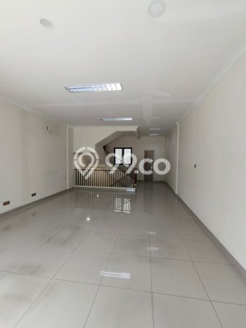 Unit Ruko Disewakan di Gading Serpong di Area Ramai & Strategis Unit Ruko Disewakan di Gading Serpong di Area Ramai & Strategis