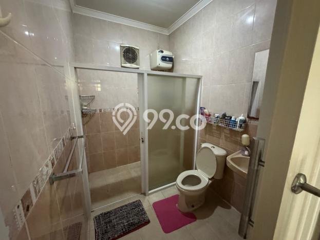 Disewakan! Rumah 3 Kamar Tidur &
3 Kamar Mandi di BSD City, Tangerang Disewakan! Rumah 3 Kamar Tidur &
3 Kamar Mandi di BSD City, Tangerang