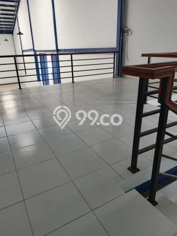 Unit Gudang Dijual di Jakarta Utara LT 915m2 & LB 480m2 Unit Gudang Dijual di Jakarta Utara LT 915m2 & LB 480m2