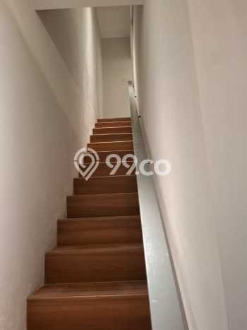 Rumah Modern Minimalis 3 KT Bisa Langsung Pindah di Karang Tengah Rumah Modern Minimalis 3 KT Bisa Langsung Pindah di Karang Tengah