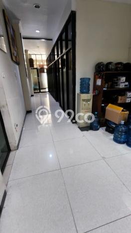 Ruko Bagus Dijual LB 1088m2 Lokasi Strategis Jakarta Barat Area Cocok untuk Bisnis Ruko Bagus Dijual LB 1088m2 Lokasi Strategis Jakarta Barat Area Cocok untuk Bisnis