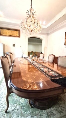 Rumah Elit Modern Tanpa Renovasi di Pakubuwono Jakarta Selatan Rumah Elit Modern Tanpa Renovasi di Pakubuwono Jakarta Selatan