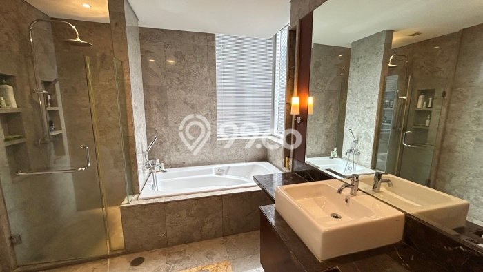 Sewa Apartemen Ekonomis 3 BR di SCBD Jakarta Selatan Sewa Apartemen Ekonomis 3 BR di SCBD Jakarta Selatan