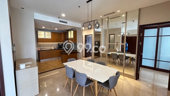 Sewa Apartemen Ekonomis 3 BR di SCBD Jakarta Selatan Sewa Apartemen Ekonomis 3 BR di SCBD Jakarta Selatan