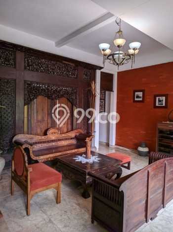 Disewakan! Rumah 5 Kamar Tidur &
7 Kamar Mandi di Pondok Hijau, Bandung Disewakan! Rumah 5 Kamar Tidur &
7 Kamar Mandi di Pondok Hijau, Bandung