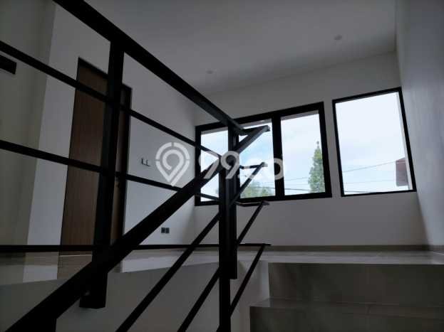 SPECIAL PRICE! Rumah area , 3 KM, Dekat Fasilitas Umum, LT 125m2m² LB 150m2m² SPECIAL PRICE! Rumah area , 3 KM, Dekat Fasilitas Umum, LT 125m2m² LB 150m2m²