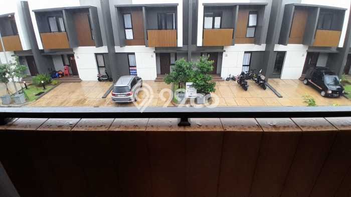 Rumah Kontrakan Bekasi LT 91m2 LB 80m2 Area Summarecon Crown Gading Rumah Kontrakan Bekasi LT 91m2 LB 80m2 Area Summarecon Crown Gading