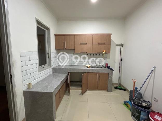 Rumah Luxury Modern Tanpa Renovasi di Gading Serpong Tangerang Rumah Luxury Modern Tanpa Renovasi di Gading Serpong Tangerang