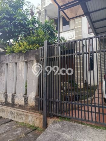 Dijual Rumah Premium dengan Fasilitas Sekitar Komplit di BSD, Tangerang Selatan Dijual Rumah Premium dengan Fasilitas Sekitar Komplit di BSD, Tangerang Selatan