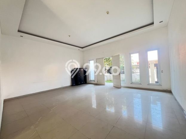 Rumah Luxury Modern Tanpa Renovasi di Sutorejo Surabaya Rumah Luxury Modern Tanpa Renovasi di Sutorejo Surabaya