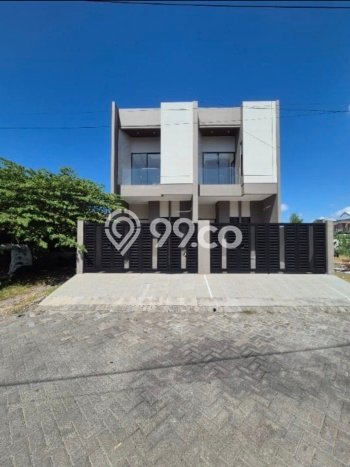 Dijual Rumah Strategis Bagus Punya 4 KT di Rungkut Surabaya SHM Dijual Rumah Strategis Bagus Punya 4 KT di Rungkut Surabaya SHM