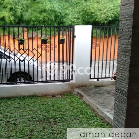 Rumah Strategis Minimalis Lb 180m2 di Sleman, Sleman Rumah Strategis Minimalis Lb 180m2 di Sleman, Sleman