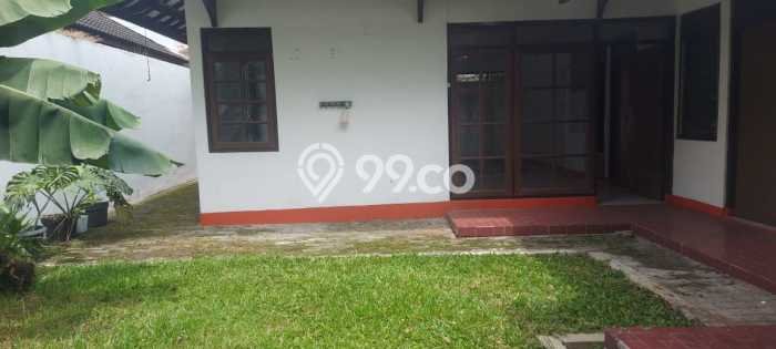 Lokasi terbaik! Rumah siap huni dikontrakkan di Arcamanik LB 100m2 Lokasi terbaik! Rumah siap huni dikontrakkan di Arcamanik LB 100m2