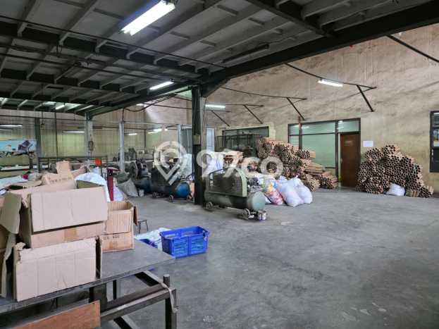 Lokasi Strategis! Dijual Gudang Bisnis di Ciparay, Bandung Kondisi Bagus Lokasi Strategis! Dijual Gudang Bisnis di Ciparay, Bandung Kondisi Bagus